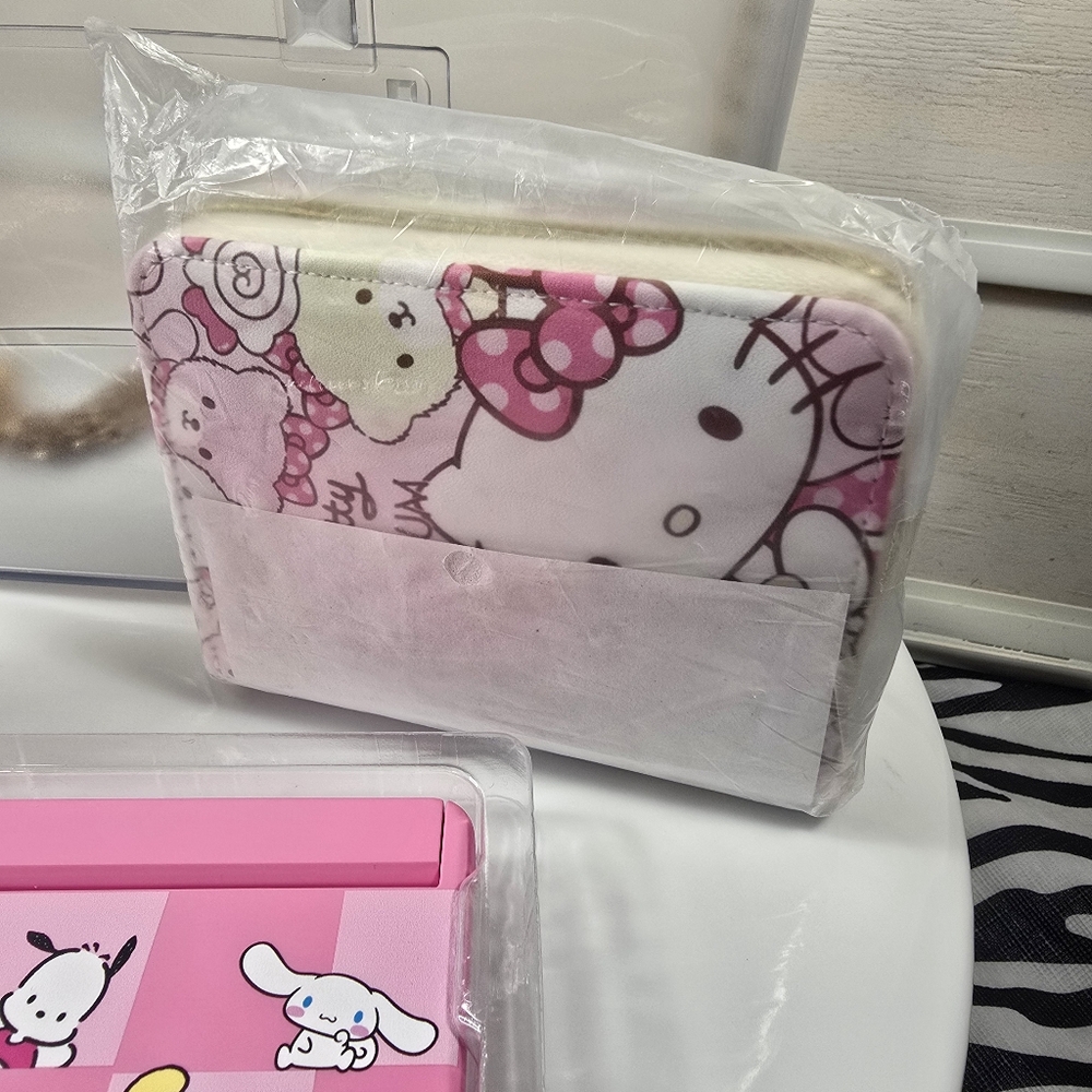 Hello Kitty bundle with clear tote with Accessory Set - Picture 15 of 16